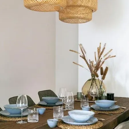 First Line Beautiful And Bright Apartment Marbella