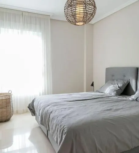 First Line Beautiful And Bright * Marbella