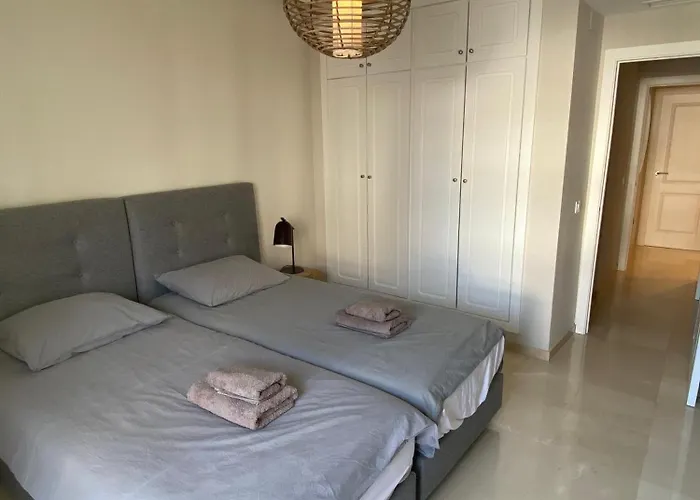 First Line Beautiful And Bright Apartament Marbella