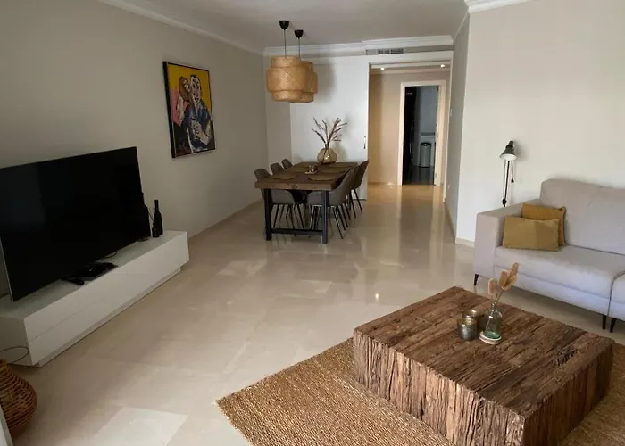 First Line Beautiful And Bright Apartament Marbella
