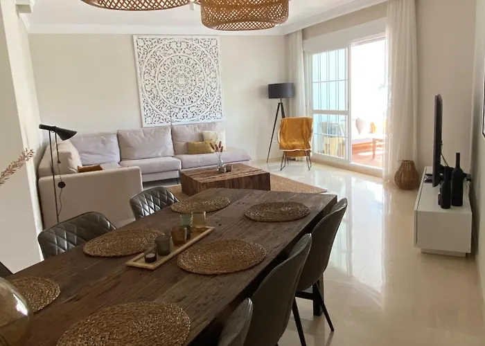 First Line Beautiful And Bright * Marbella
