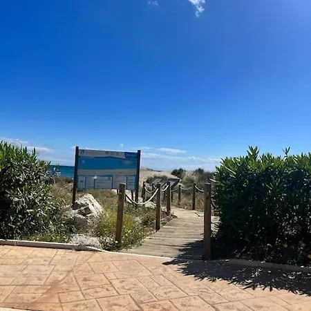 First Line Beautiful And Bright Appartement *